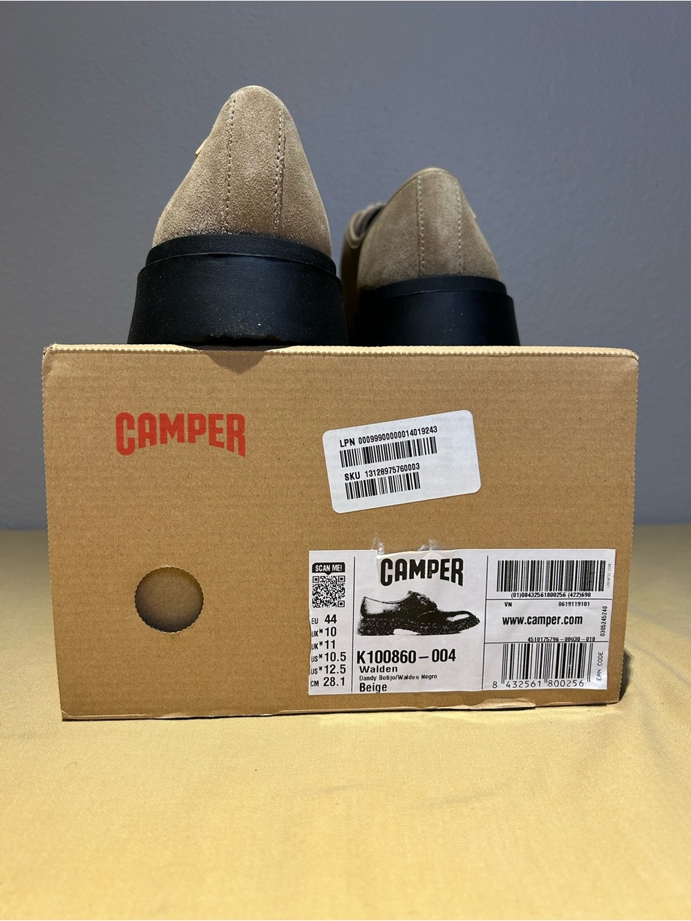 Camper Men’s Beige Suede Derby with Black Sole